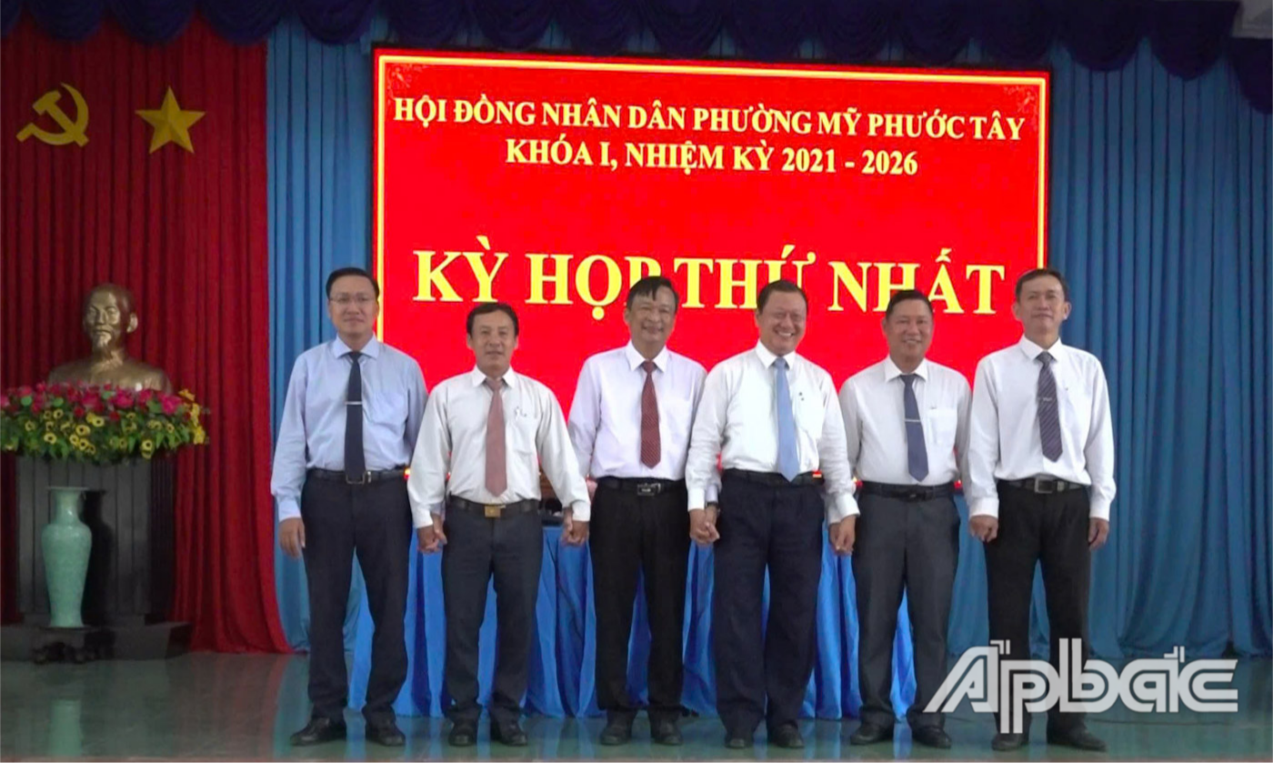 Thường trực HĐND phường Mỹ Phước Tây, nhiệm kỳ 2021 - 2026.