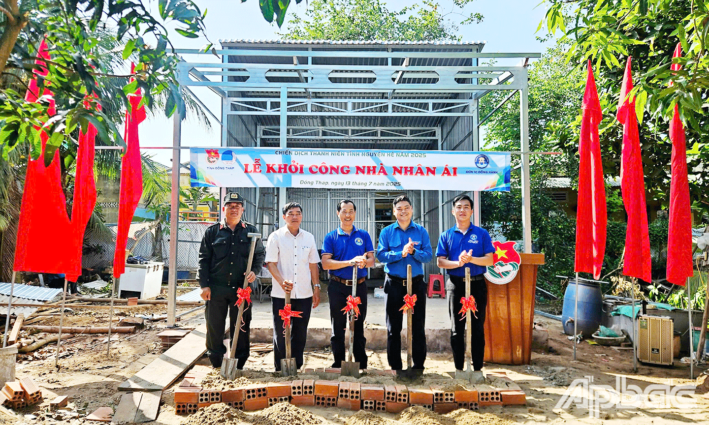 lễ khởi công 3 căn Nhà Nhân ái 