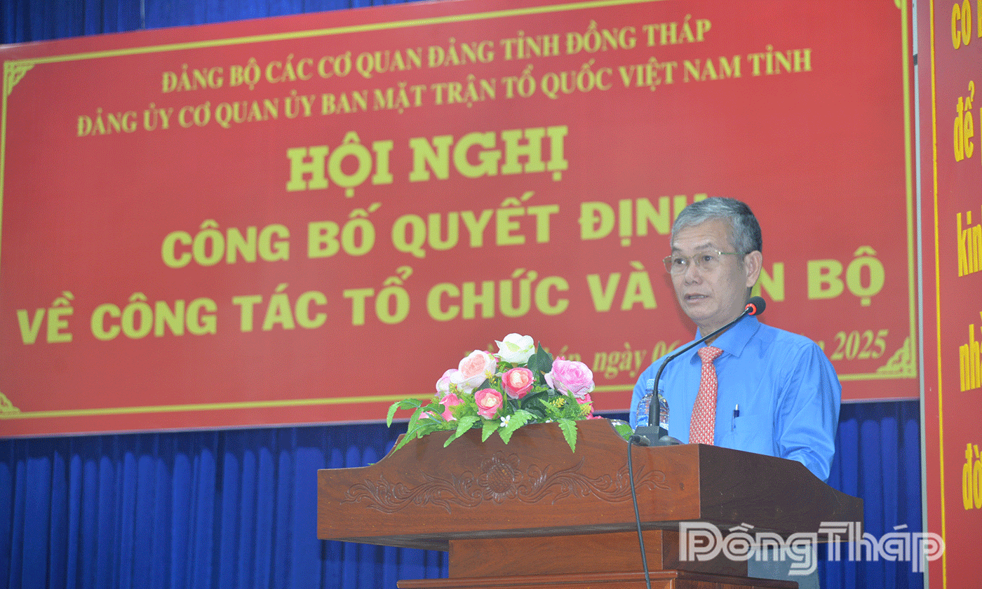 Đồng chí Đinh Văn Dũng phát biểu tại hội nghị.