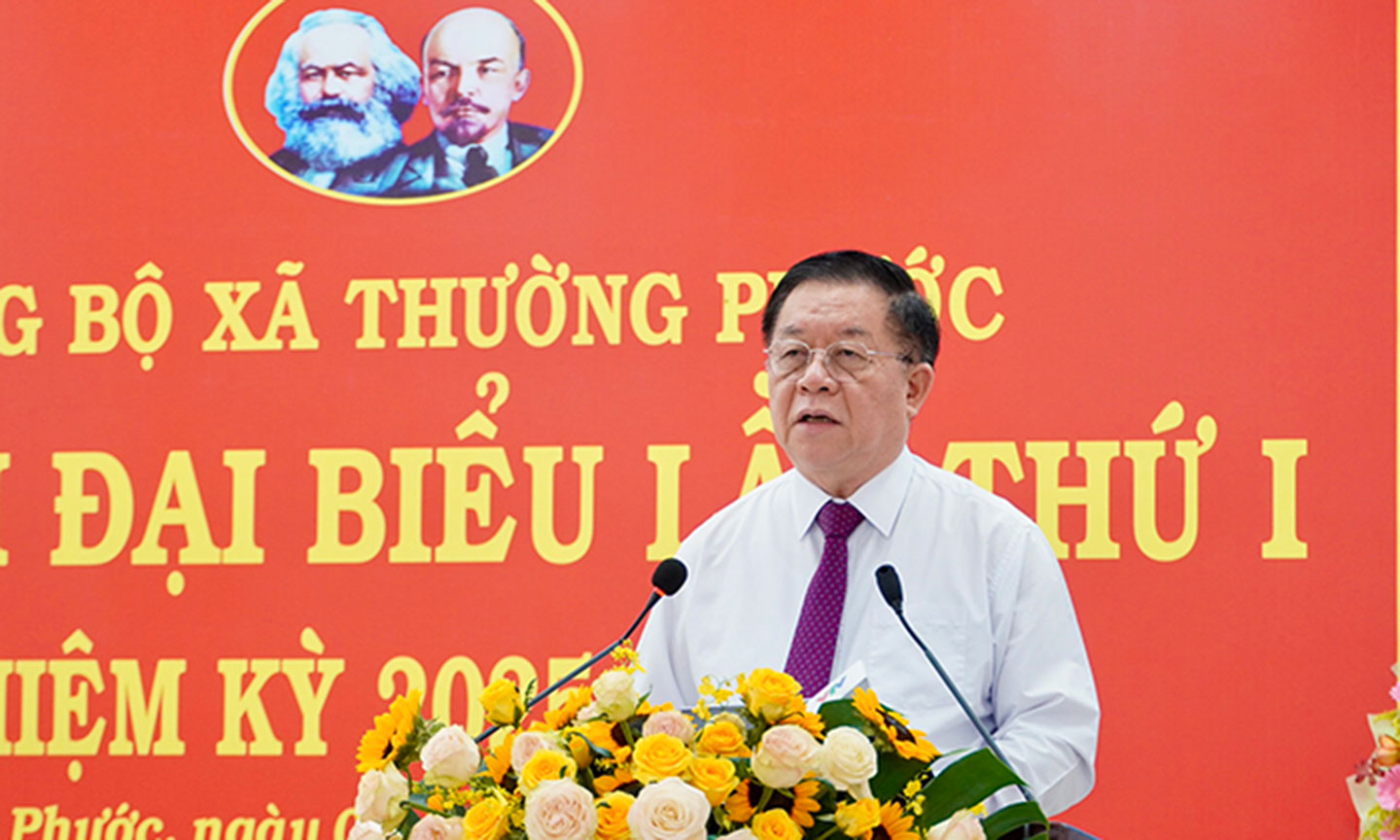 Ủy viên Bộ Chính trị, Bí thư Trung ương Đảng, Trưởng Ban Tuyên giáo và Dân vận Trung ương Nguyễn Trọng Nghĩa phát biểu chỉ đạo Đại hội.